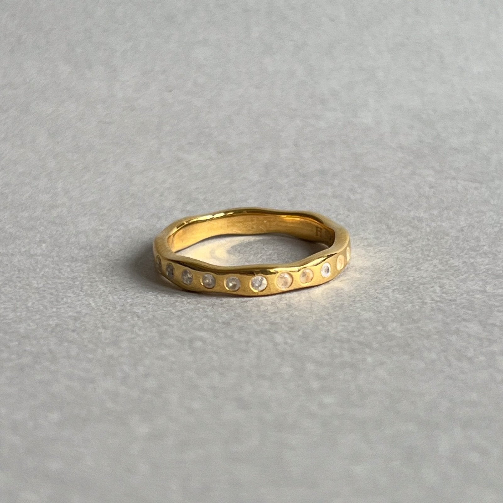 Kyma Rainbow Moonstone Gold Vermeil Ring - Honoura