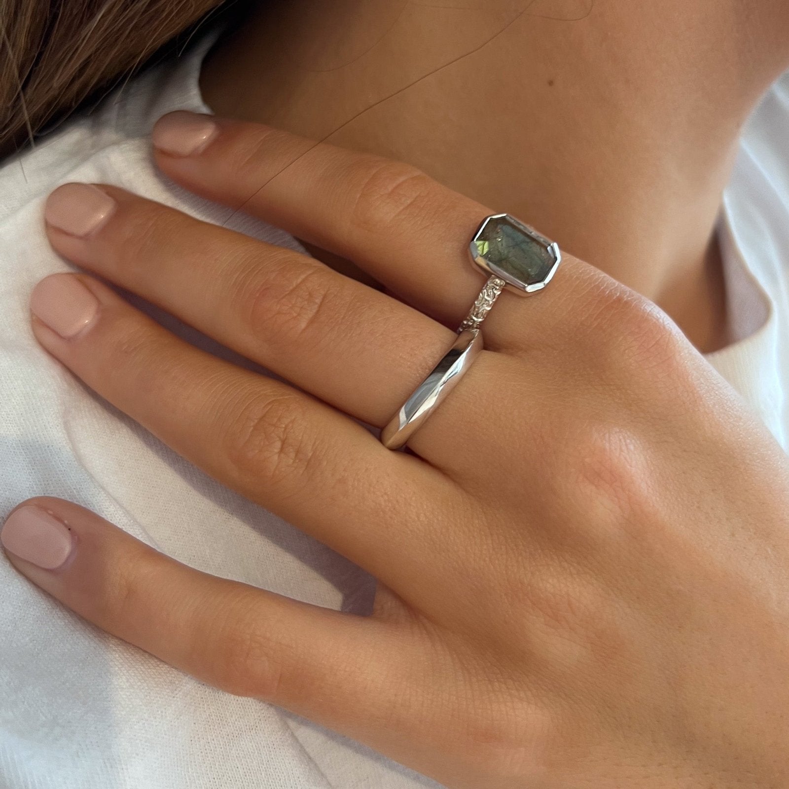 Rosi Silver Ring - Honoura