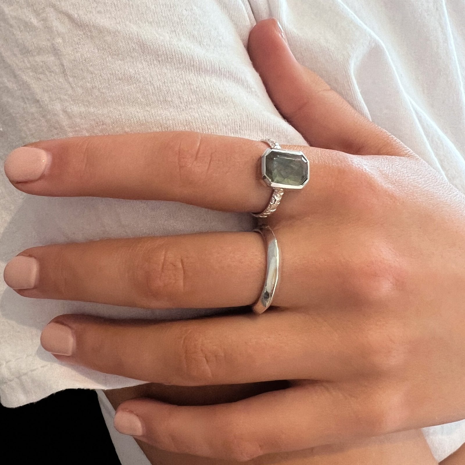 Rosi Silver Ring - Honoura