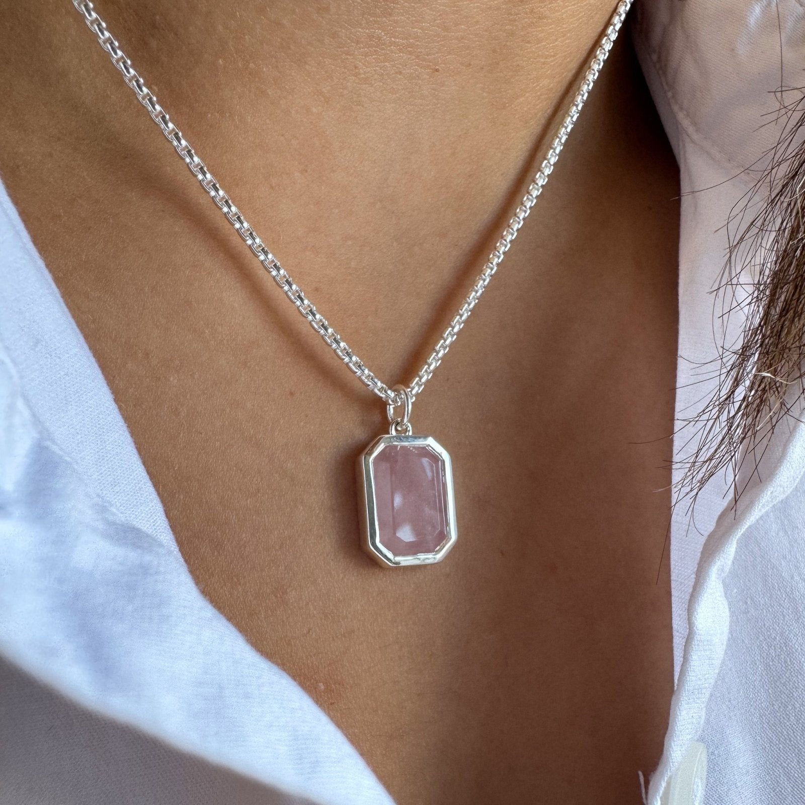 Vye Rose Quartz Silver Necklace - Honoura