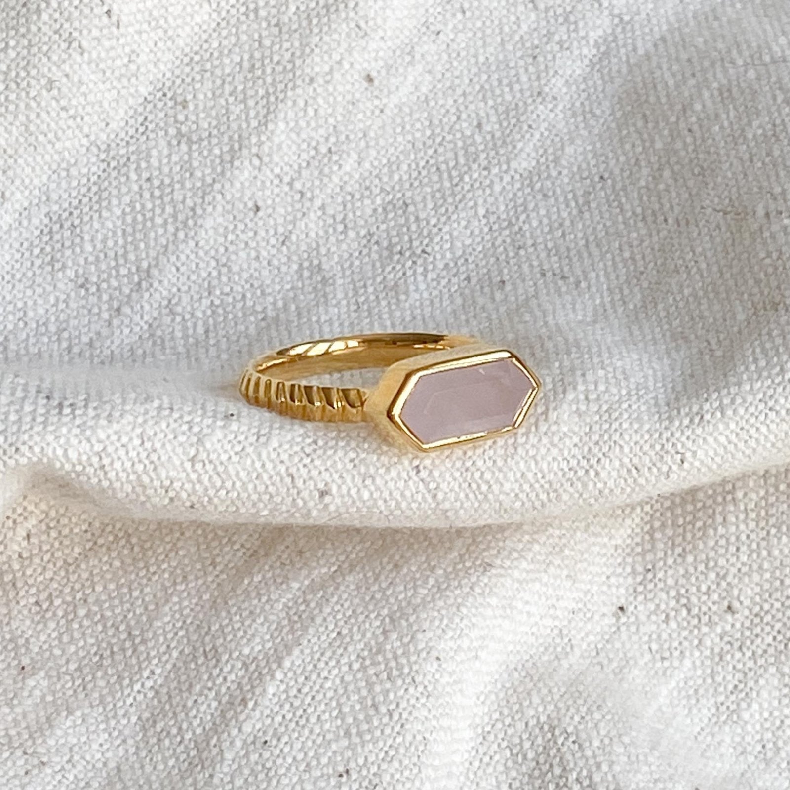 Rose quartz 14k sales gold ring